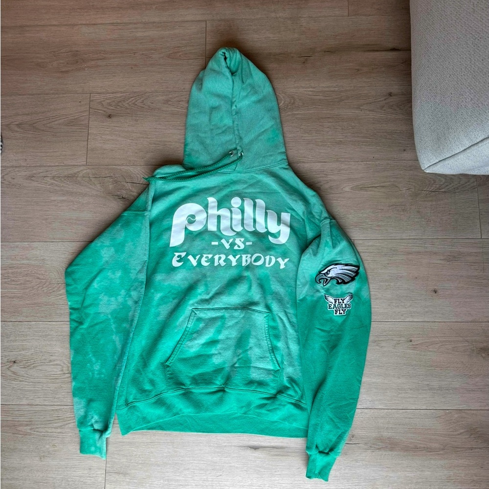 Philadelphia eagles Green 'Philly vs Everybody' Hoodie w patches sz M/L